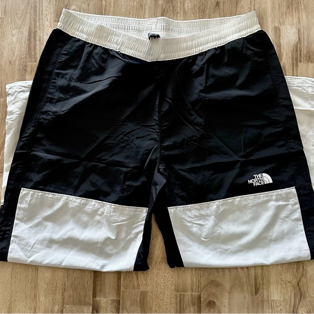 The North Face - GRDNIAWHT/TNFBK